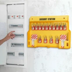 VEVOR Electrical Lockout Tagout Kit, 60 PCS Safety Lockout Tagout Station Includes Padlocks, Hasps, Tags, Nylon Ties, Expansion Kit