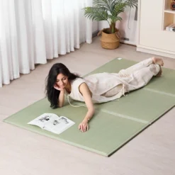 VEVOR Japanese Tatami Mat, Queen Size Foldable Japanese Tatami Mattress( Natural Rush Grass), Japanese Floor Mattress With Non-Slip Backing, Green