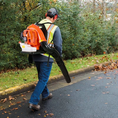 VEVOR Backpack Leaf Blower, 79CC 2-Cycle Gas Leaf Blower With 3L Fuel Tank, 930CFM Air Volume 184MPH Speed, Ideal For Lawn Care, Leaf Cleaning 1 VEVOR Backpack Leaf Blower, 79CC 2-Cycle Gas Leaf Blower With 3L Fuel Tank, 930CFM Air Volume 184MPH Speed, Ideal For Lawn Care, Leaf Cleaning