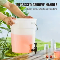 VEVOR Beverage Dispenser, 5 Gallon Drink Dispensers For Parties, Plastic Juice Dispenser With Spigot And Lid -Aesthtic Interiors GUEST c3256166 e9b3 4278 9b2b 232dbe47b3ac