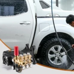 VEVOR Pressure Washer Pump, 1" Shaft Horizontal Triplex Plunger, 4200 PSI, 4.2GPM, Replacement Power Washer Pumps Kit With 5 Nozzles, Black